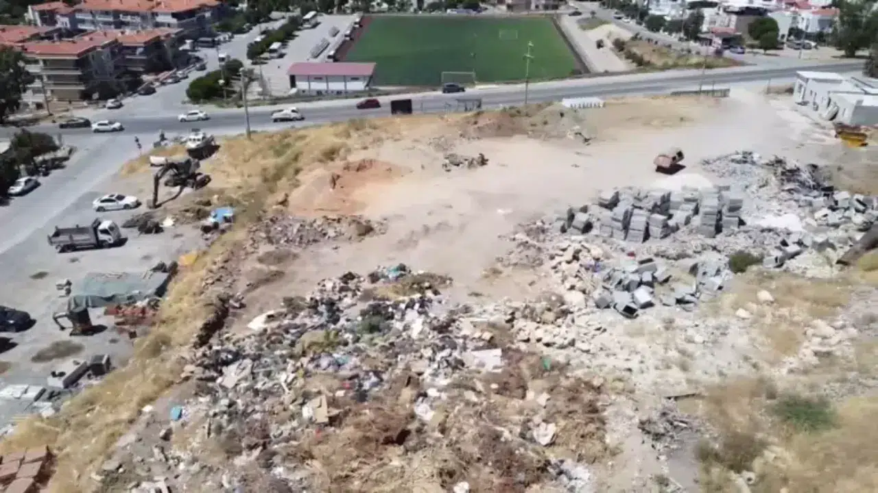 Bakanlıktan İzmir’de iki belediyeye 9,3 milyon lira atık cezası