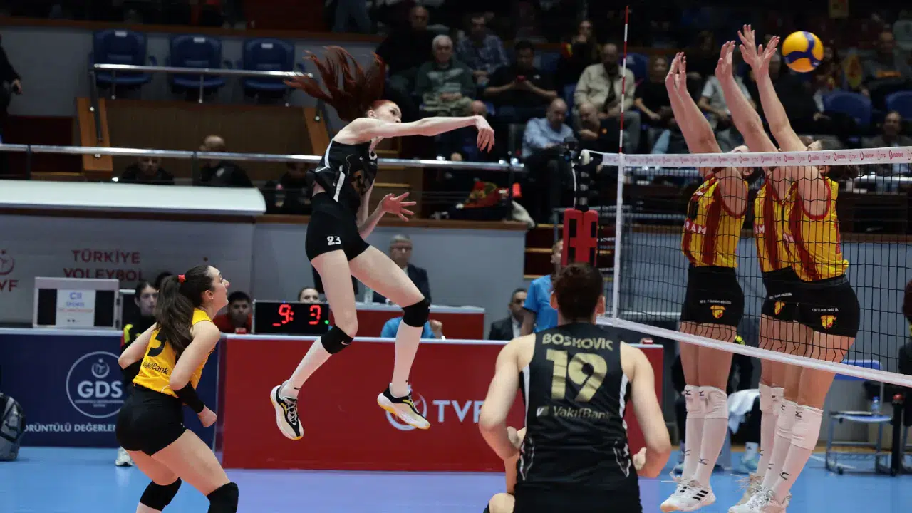 Vodafone Sultanlar Ligi 22. hafta başlıyor : Zirve yarışı kızıştı