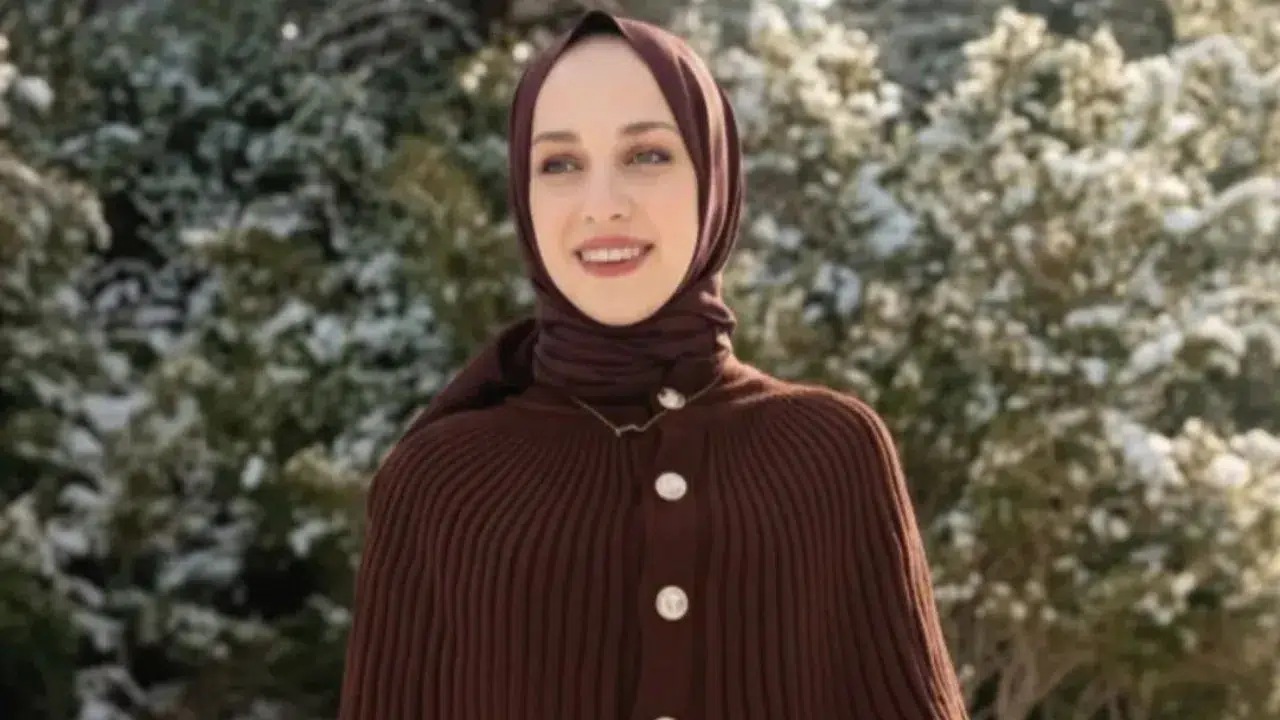 Beyoğlun'da acı olay : 21 yaşındaki genç kız 5'inci kattan düşerek yaşamını yitirdi