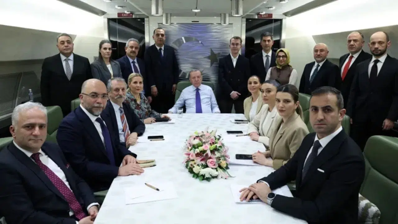 Cumhurbaşkanı Erdoğan : İran'ı hedef alan bir savaş kimseye kazandırmaz, askeri müdahaleye karşıyız