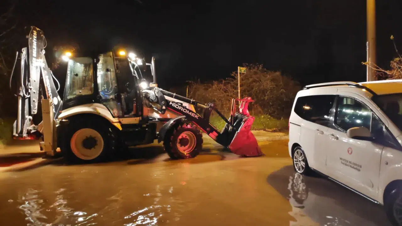 Muğla Menteşe'de yağışlar etkili oldu
