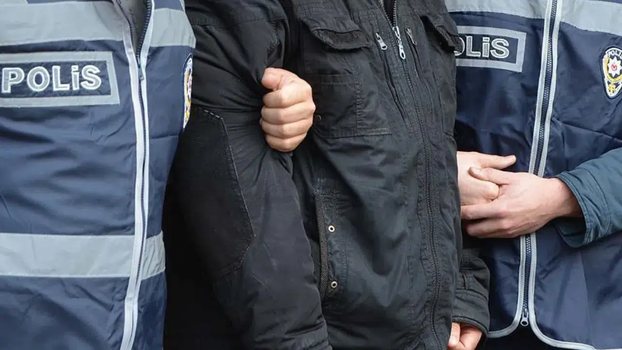 Sivas'ta bir kişiyi silahla yaralayan bir şahıs Kırıkkale'de yakalandı