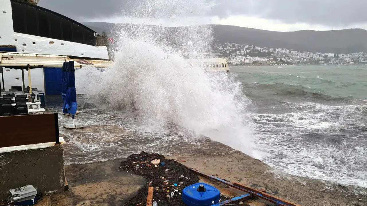 Bodrum ve Fethiye arası denizlerde fırtına bekleniyor