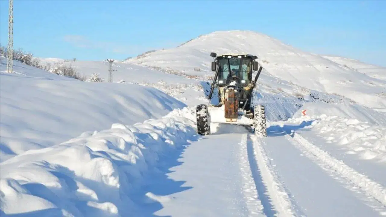 Doğu Anadolu Bölgesi'ndeki 307 yerleşim yerine ulaşılamıyor