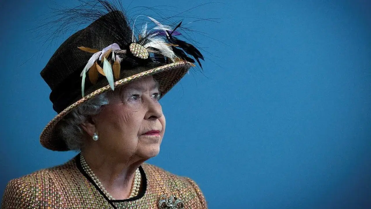 Kraliçe Elizabeth'in Prens Andrew'a Epstein İddiasıyla İlgili Borç Vermesi Gerçek Mi?