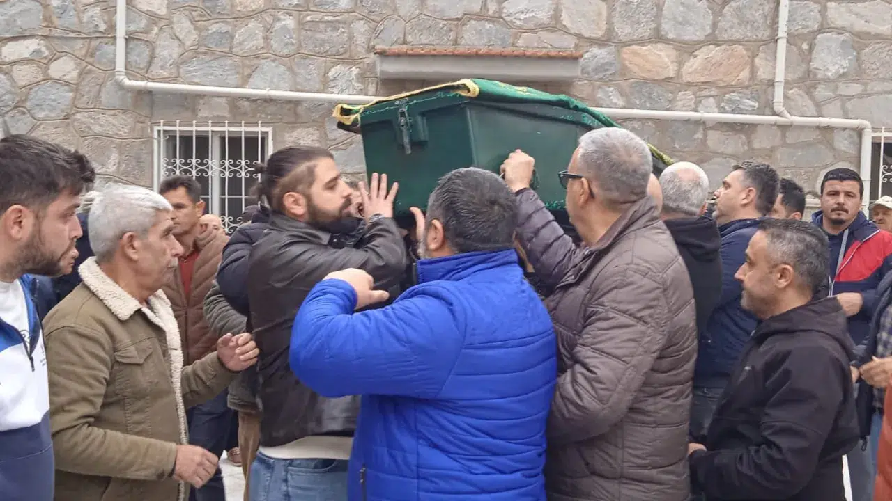 Söke’nin asırlık çınarı Ayşe Aytekin 107 yaşında hayatını kaybetti