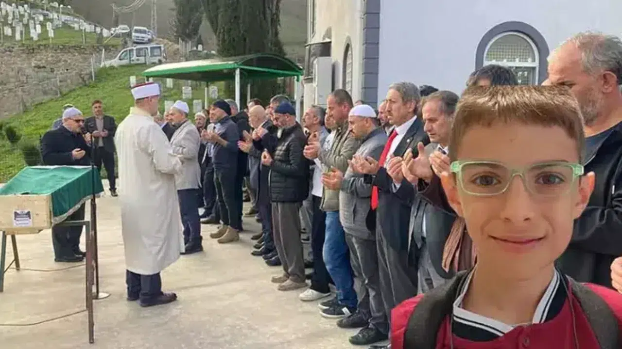 Trabzon’da 13 yaşındaki öğrenci odasında ölü bulundu : Sanal oyun iddiası