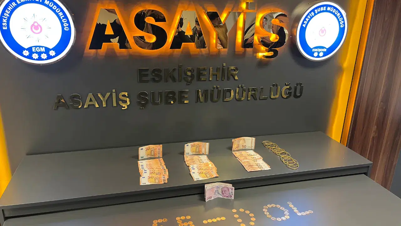 Eskişehir'de polis ve savcı yalanıyla dolandırıldı : 2 kişi tutuklandı