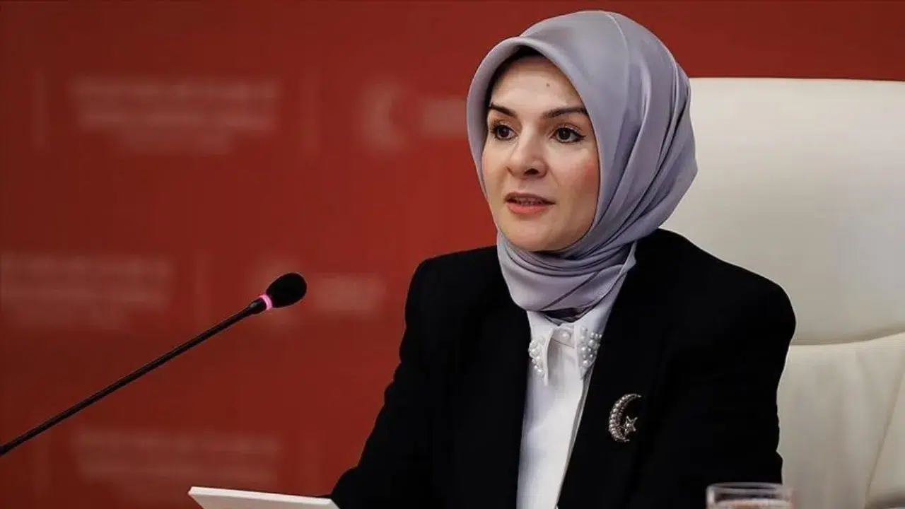 Bakan Göktaş 'İnsan Hakları ve Aile Zirvesi'ne katıldı