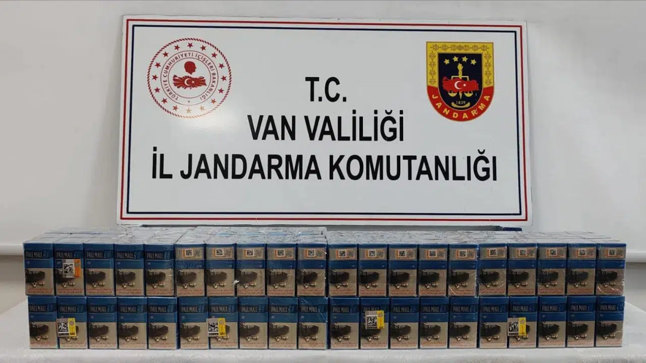 Van'da 720 paket kaçak sigara ele geçirildi