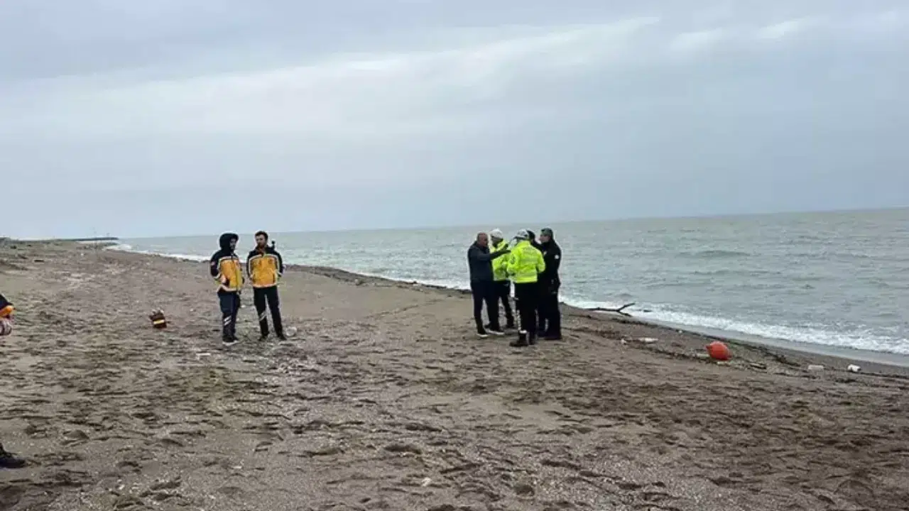 Sakarya Karasu sahilinde erkek cesedi bulundu