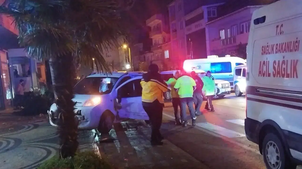 Balıkesir'de feci kaza : Alkollü sürücünün çarptığı yaya hayatını kaybetti