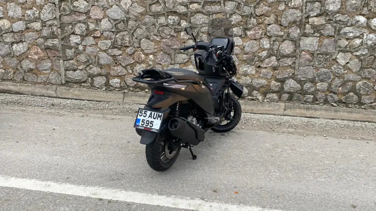 Sinop'ta kaza : Motosiklet sürücüsü yola savruldu