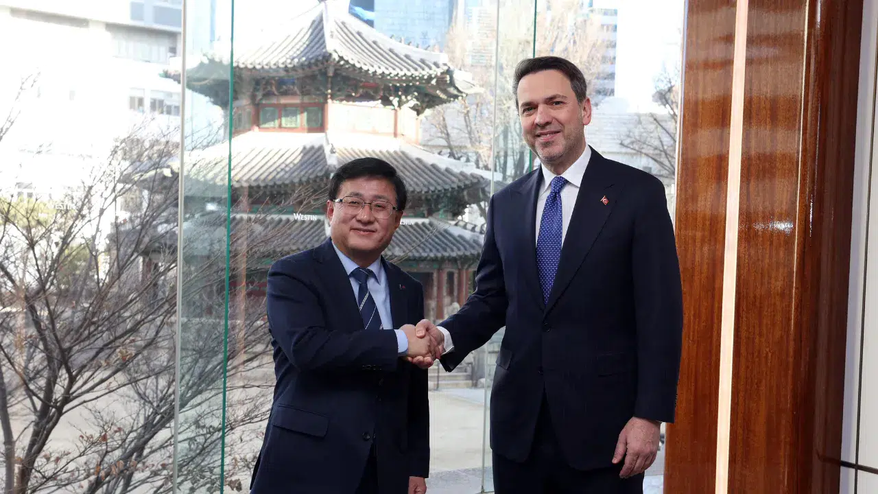 Bakan Bayraktar Güney Kore’de : Enerji iş birliğinde yeni adımlar masada