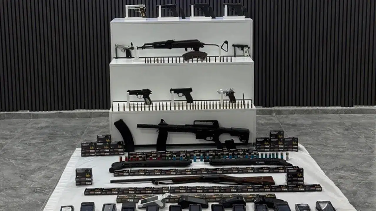 6 ilde tefecilik ve silah ticareti operasyonu : 15 şüpheli tutuklandı