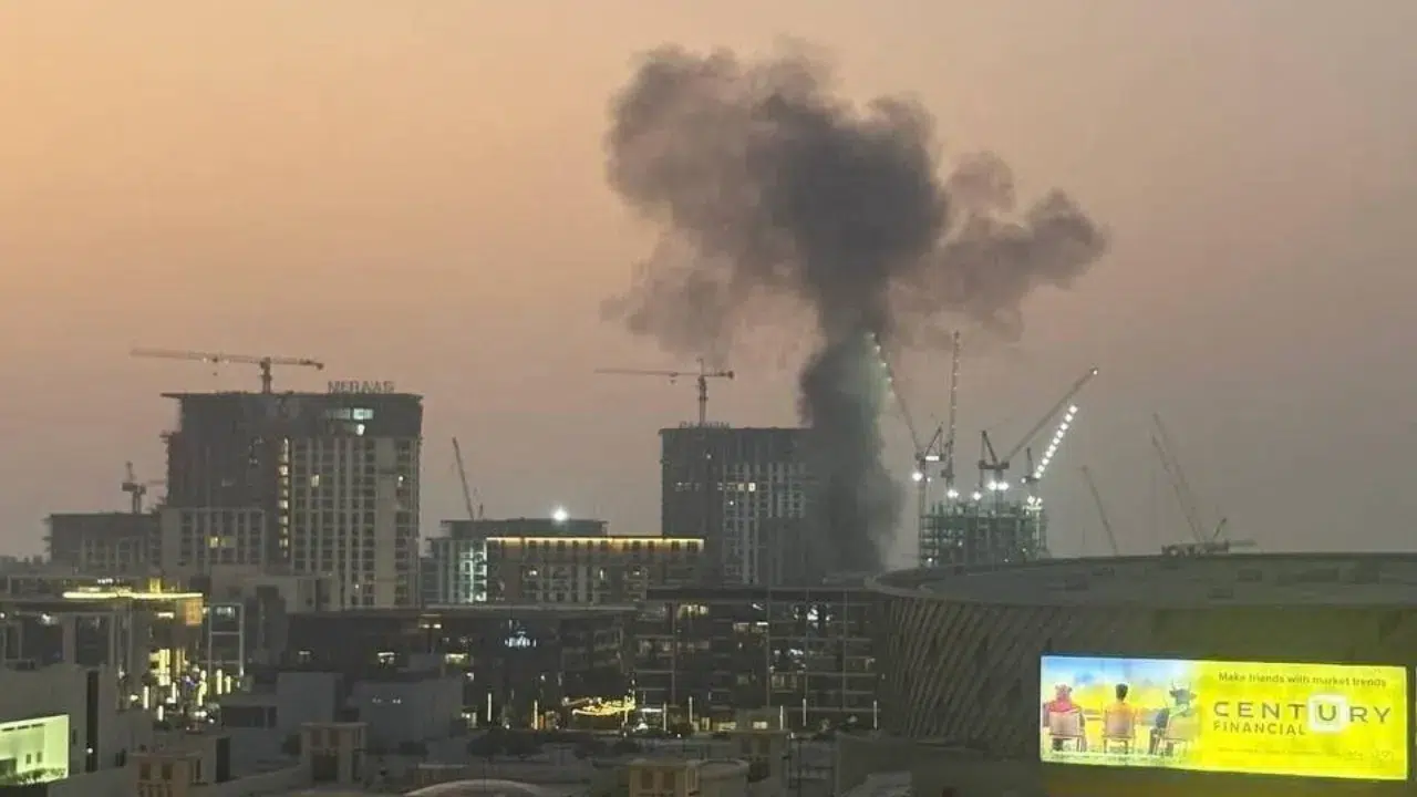 Dubai'de yüksek sesli patlama sesleri duyuldu