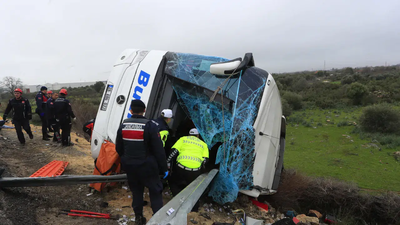 Yarıyıl tatili için memleketlerine gittiler , dönüşte hayatlarını kaybettiler