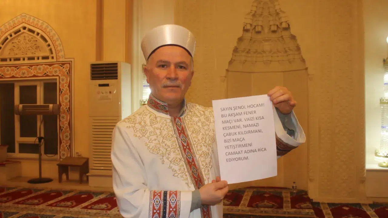 Giresun'da cami imamı gençleri kırmadı, maça yetiştirdi