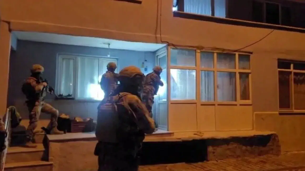 Sakarya'da 100 milyonluk tefecilik ağı çökertildi