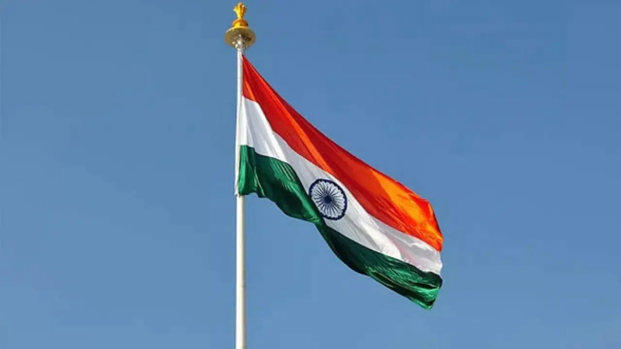 Hindistan'da panayırda eğlence aracında kaza