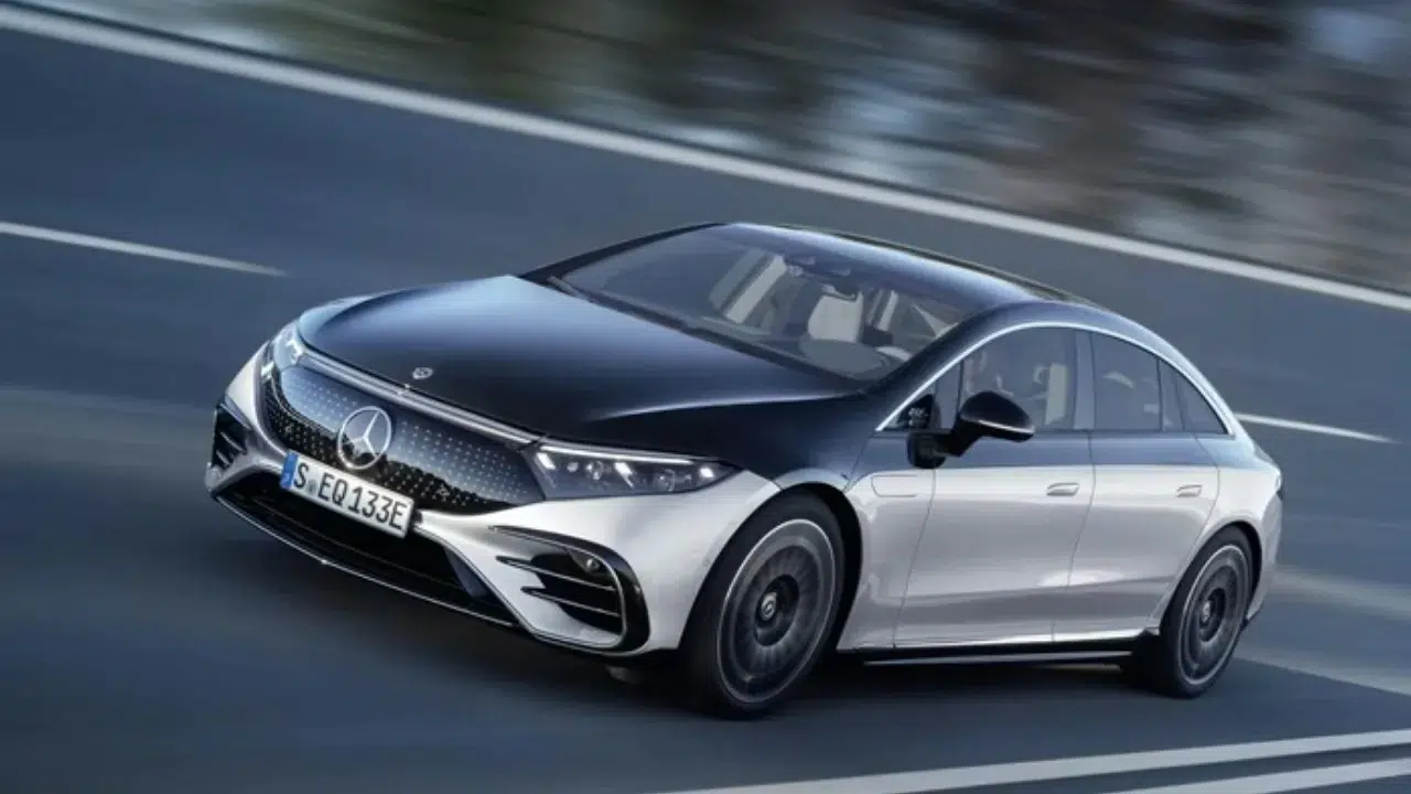 Gerçek yol testlerinde 500 km’yi geçen elektrikli otomobiller açıklandı : 2026’nın en uzun menzilli modeli hangisi ?