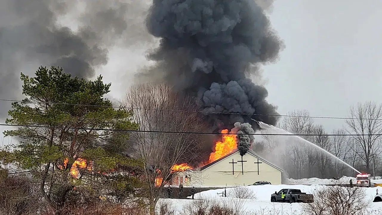 ABD'de bir kilisede patlama : 5 kişi yaralandı