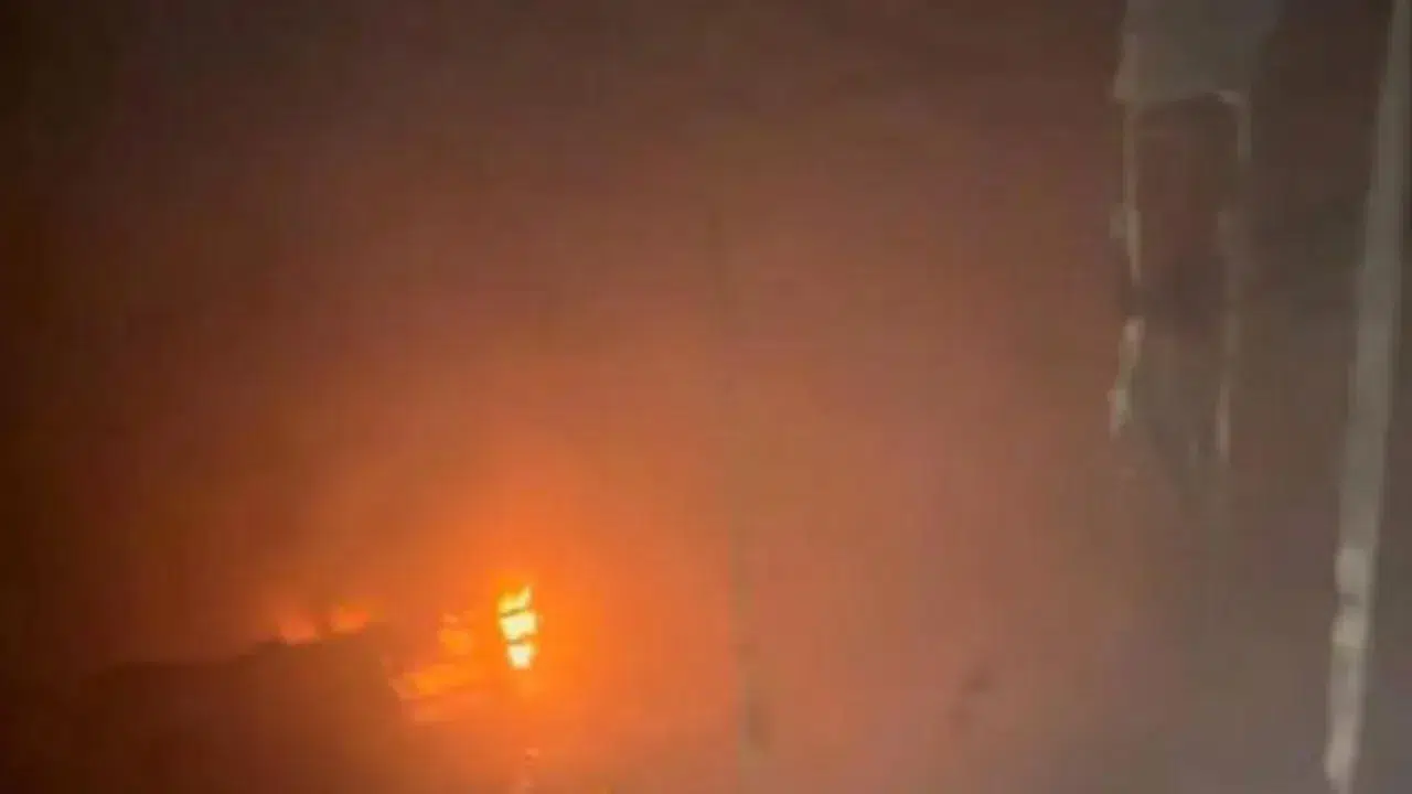 Hatay'da depremzede aile yangınla ikinci kez yuvasız kaldı