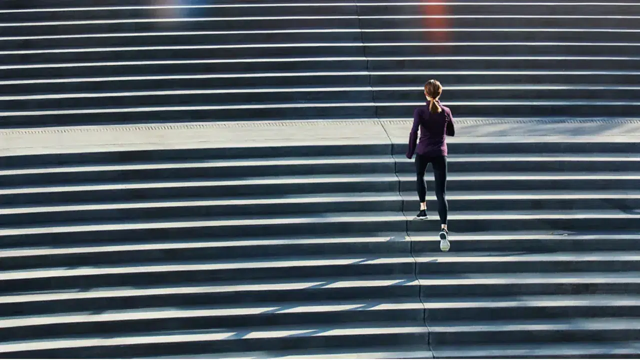 Spor yapmadan uzun yaşamak mümkün mü? Merdiven çıkmak hayat kurtarıyor!