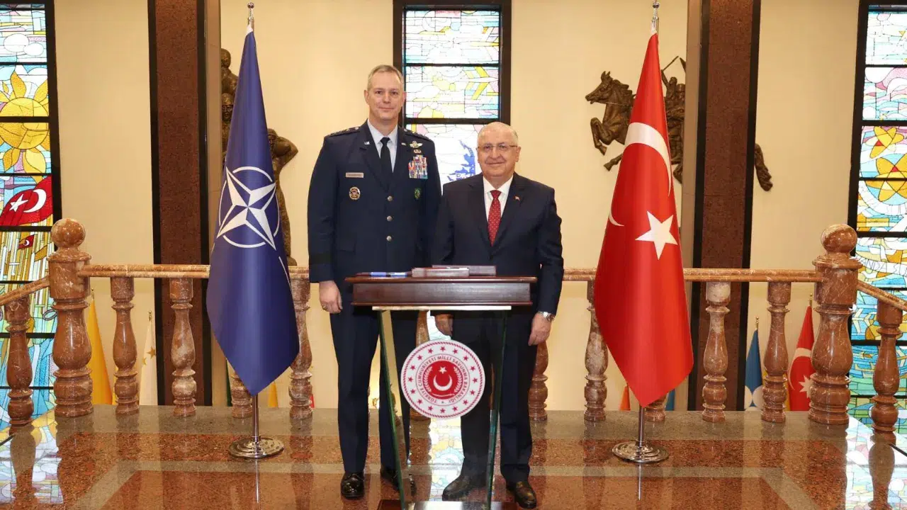 Bakan Güler, Avrupa Müttefik Kuvvetleri Yüksek Komutanı Grynkewich’i kabul etti