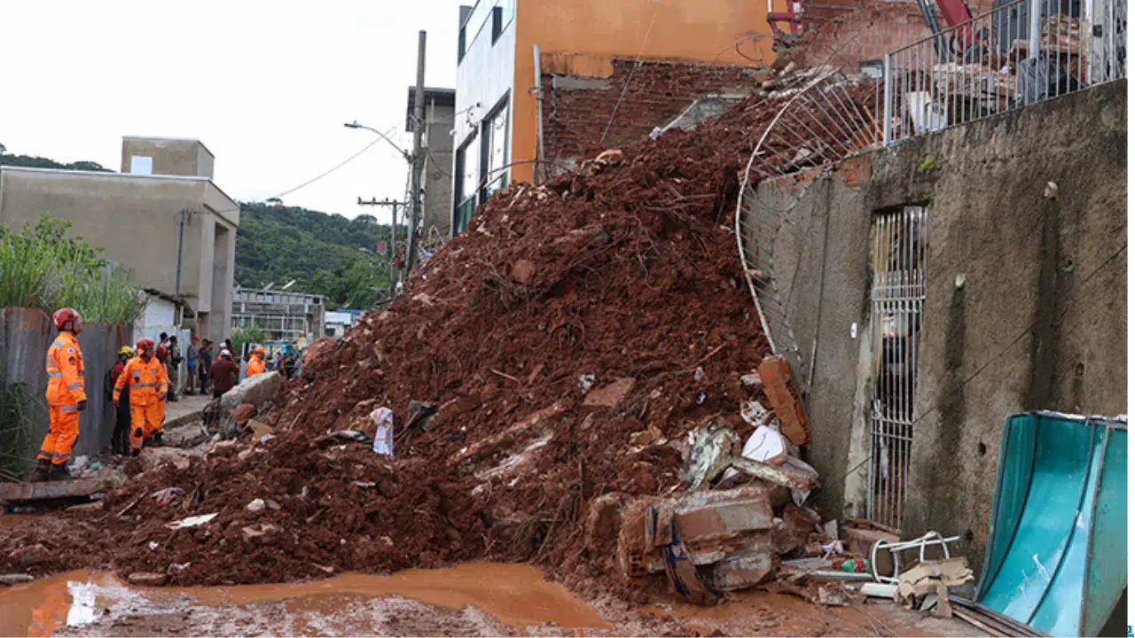 Brezilya'da şiddetli yağışların yol açtığı sellerde ölenlerin sayısı 68'e yükseldi