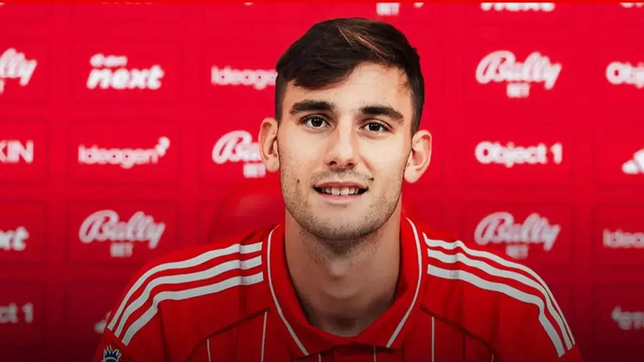 Nottingham Forest’un yıldızı Lorenzo Lucca kimdir, kaç yaşında ve nereli? İşte futbol kariyeri