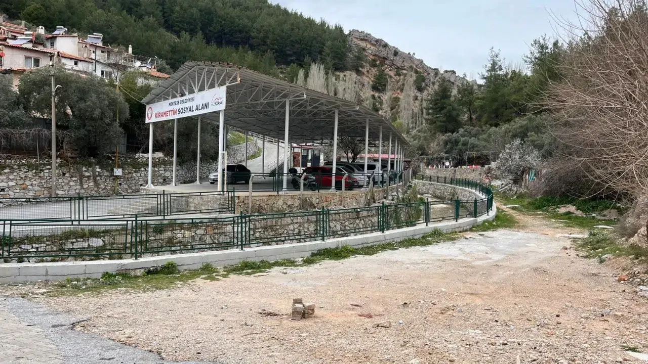 Muğla'da Ramazan topu faciası : Gencin yüzünde patladı