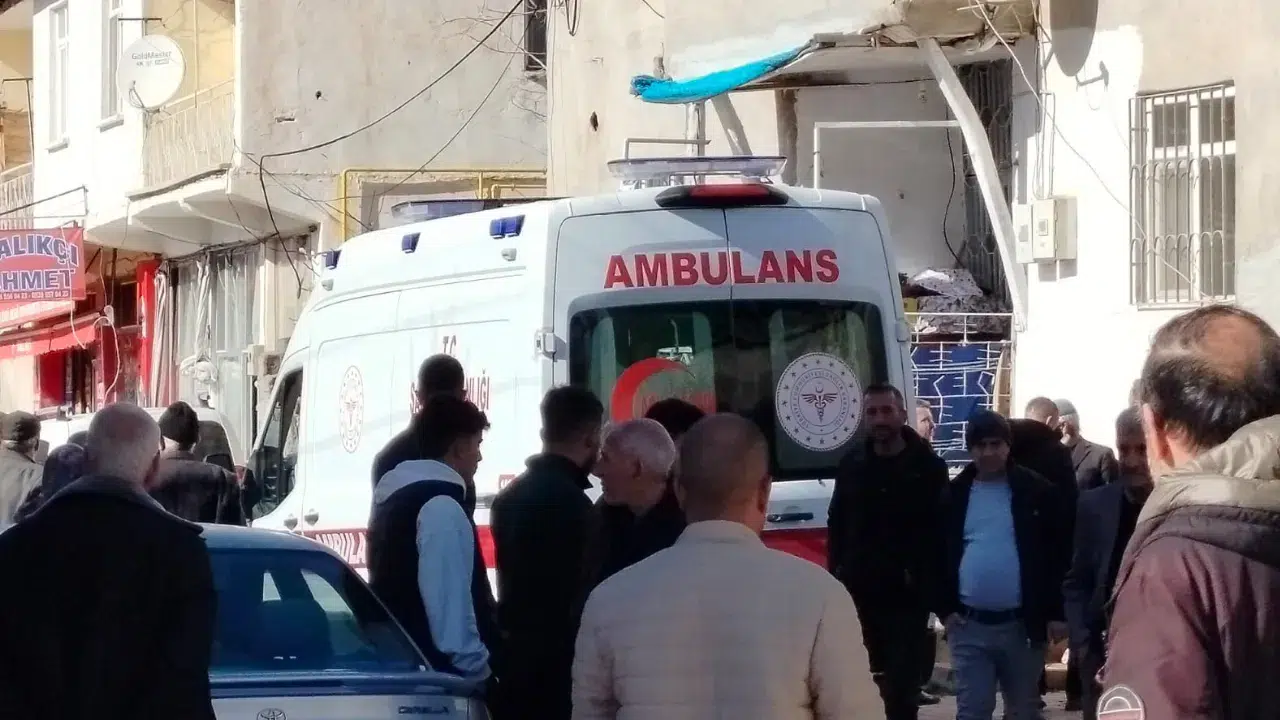 Elazığ'da kayınpeder dehşet saçtı : Damadını bıçakla yaraladı