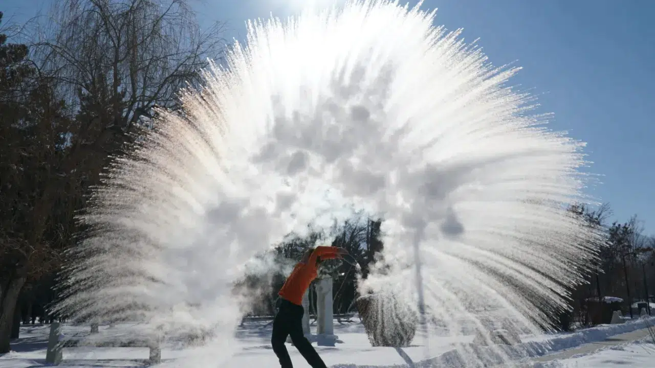 Erzurum ve Erzincan için buzlanma ve don uyarısı