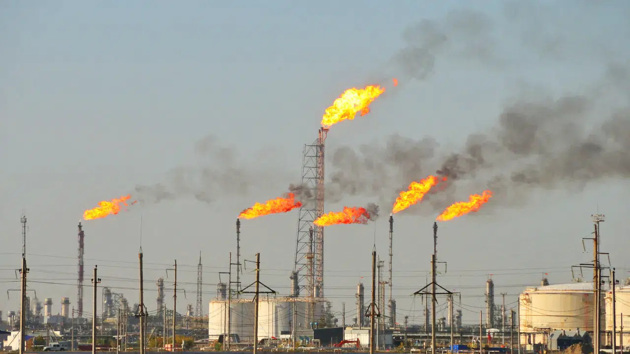 Katar üretimi durdurdu : Avrupa’da doğal gaz fiyatları rekor kırdı