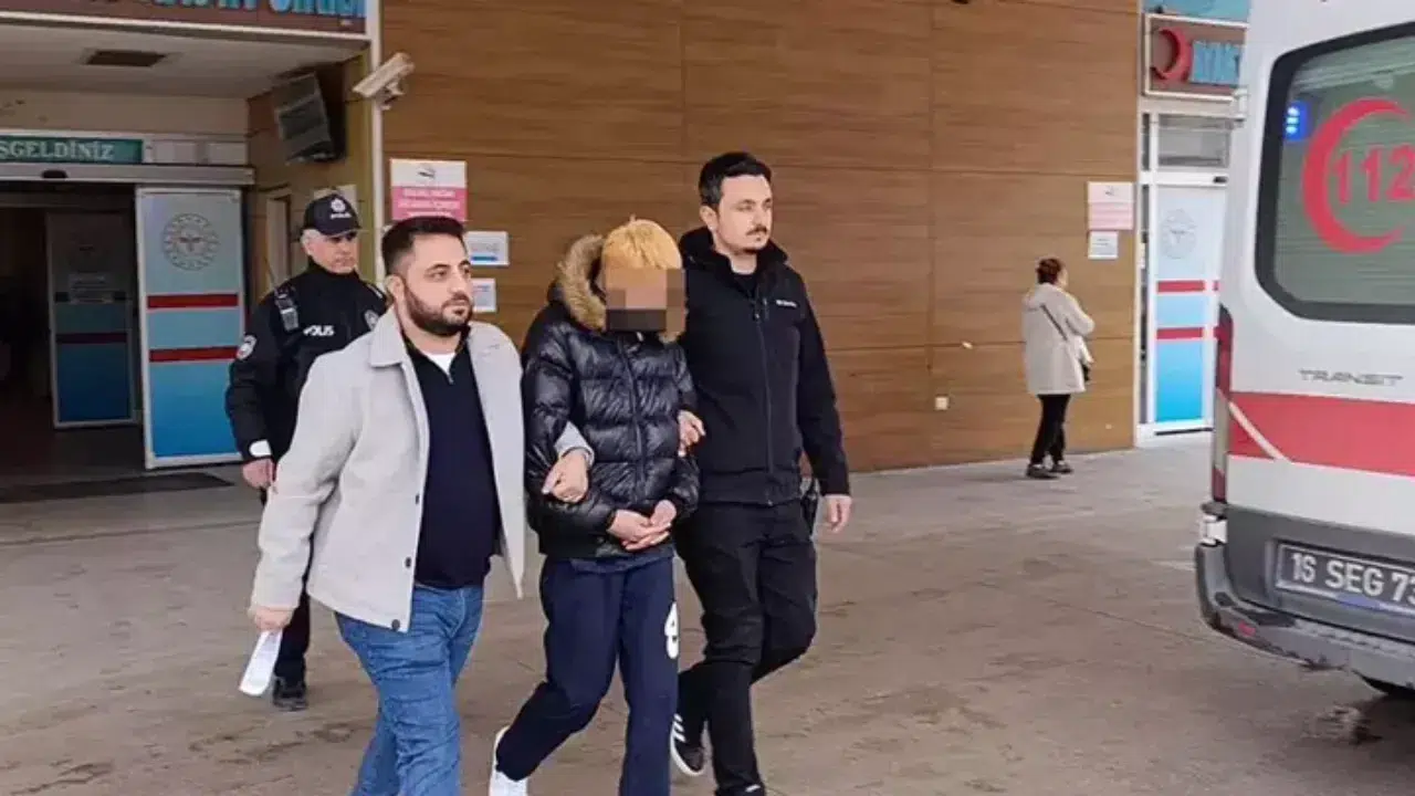 Bursa’da camide skandal görüntü : Yarı çıplak video çeken şüpheli yakalandı