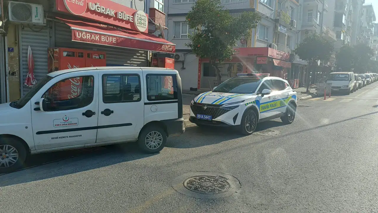 Aydın'da kaza : Motosiklet sürücüsü yola savruldu