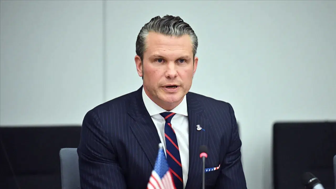 Rusya İran'a istihbarat mı sağlıyor ? ABD Savunma Bakanı Hegseth'ten açıklama