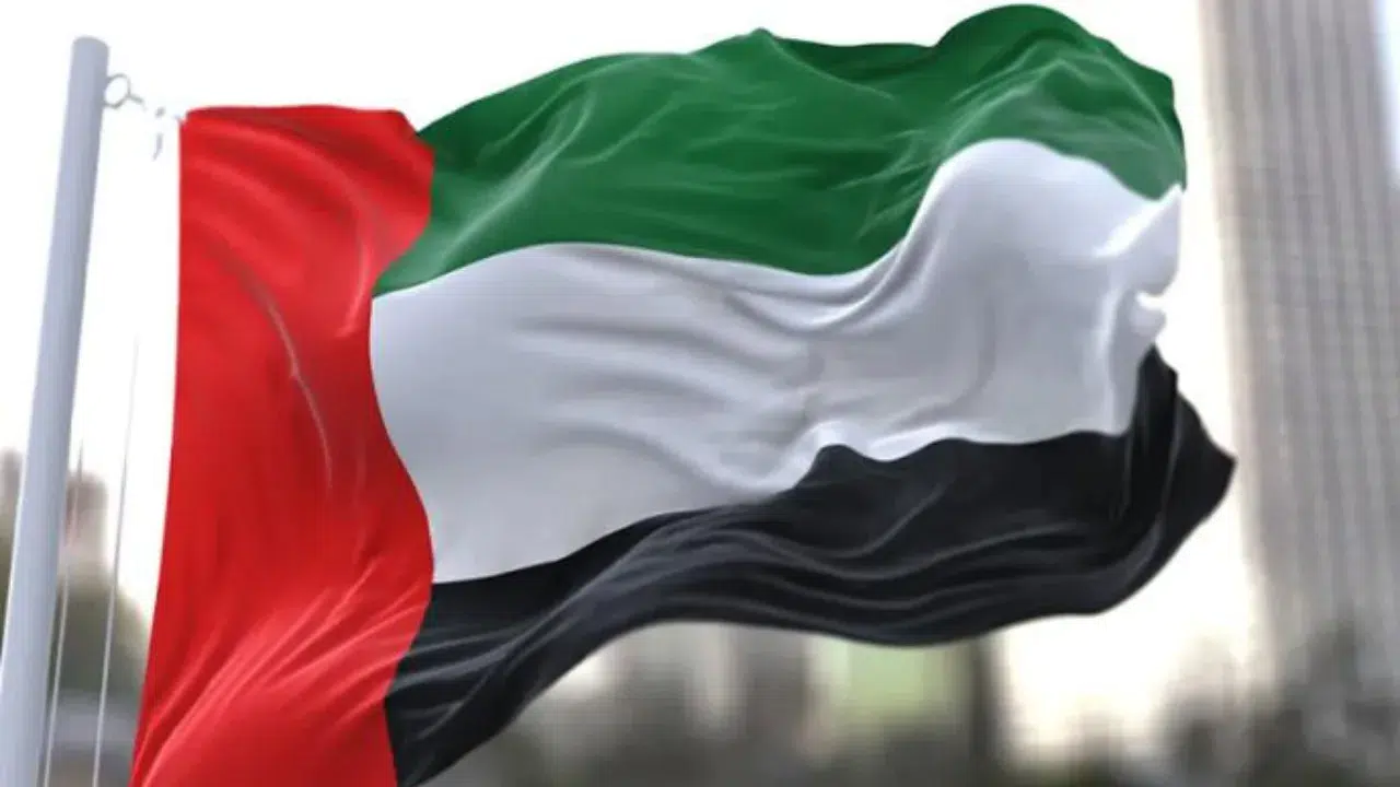 İran'dan BAE'ye saldırı :  Al Minhad Hava Üssü hedef alındı