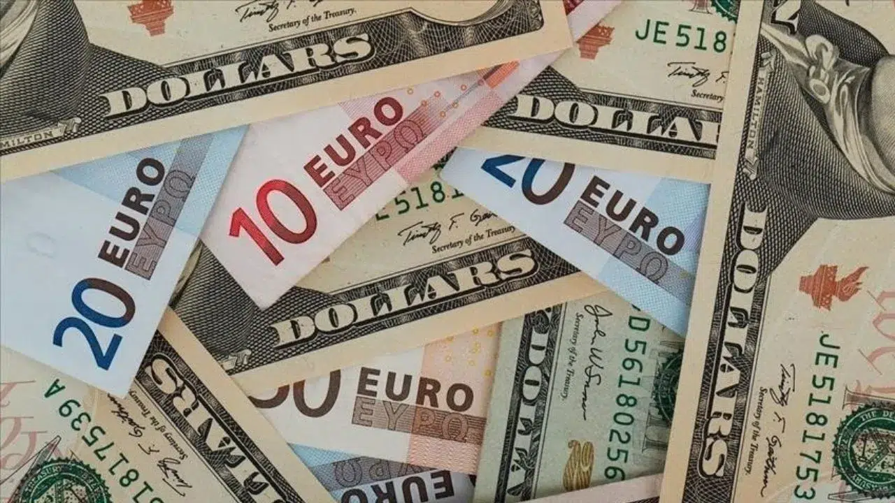 Serbest piyasada döviz güne nasıl başladı ?