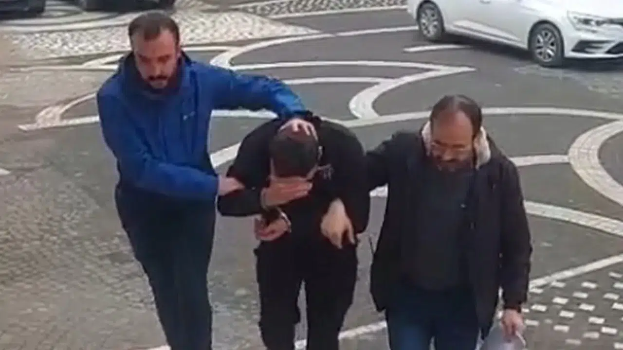 Konya'da hırsızlık : 2 şüpheliden 1'i tutuklandı