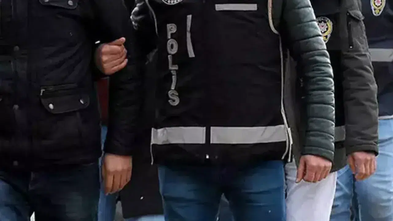 Samsun merkezli 7 ilde yasa dışı bahis operasyonu : 14 kişi gözaltına alındı