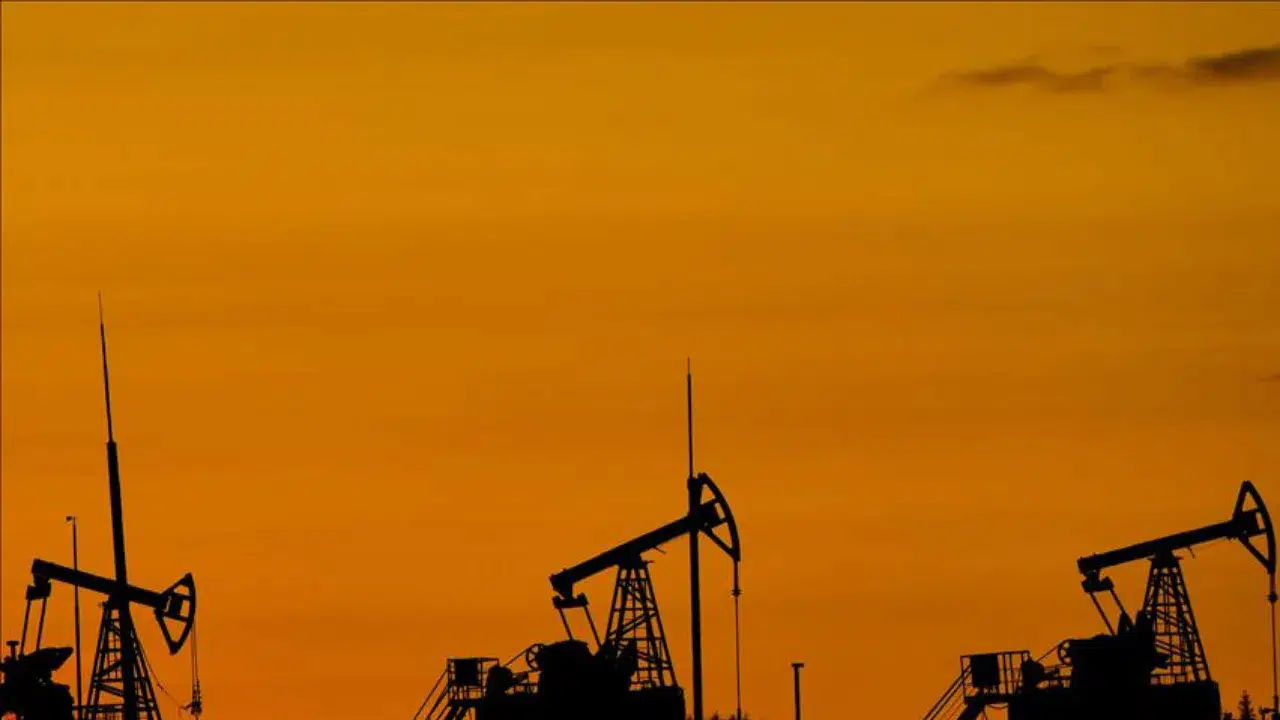 Brent petrolün varil fiyatı yüzde 14,8 arttı