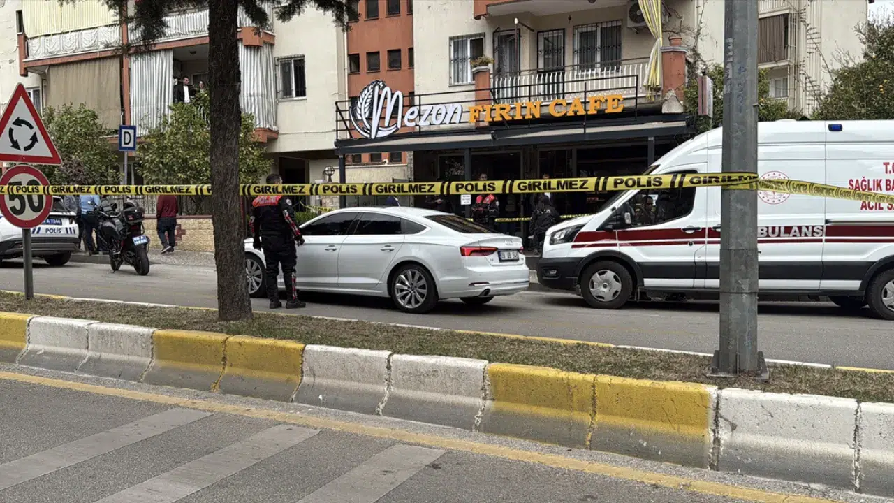 Eski Aydınspor Başkanı Erhan Özlüer ve kardeşinin katil zanlısı adliyeye sevk edildi