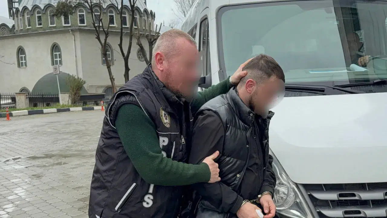 Samsun İlkadım'da uyuşturucu operasyonu : Satış yaparken suçüstü yakalandı!