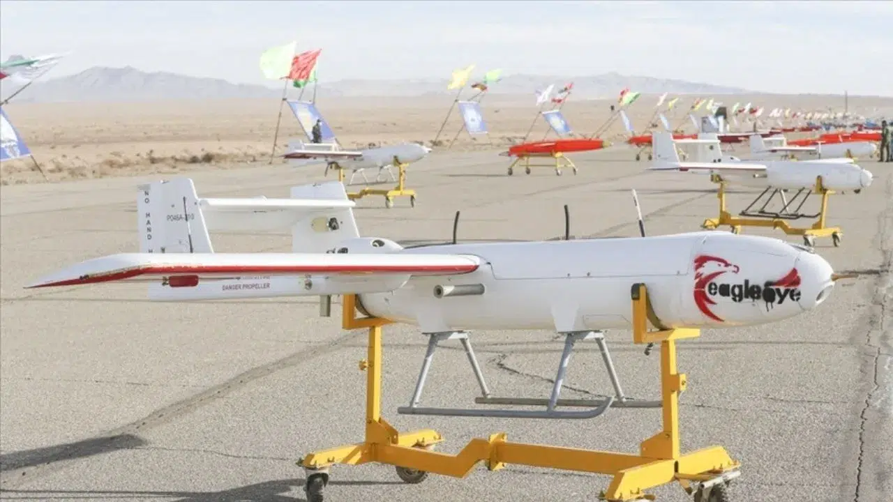 İran, Tahran ve Buşehr semalarında iki İsrail İHA'sını düşürdü