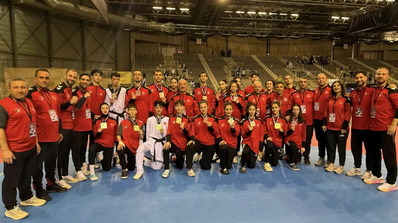 Milli taekwondocular Belçika’da 30 madalya kazandı