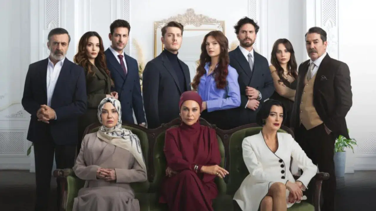 Aynı Yağmur Altında final mi yapıyor? Hülya Avşar’ın iddialı dizisinden kötü haber geldi