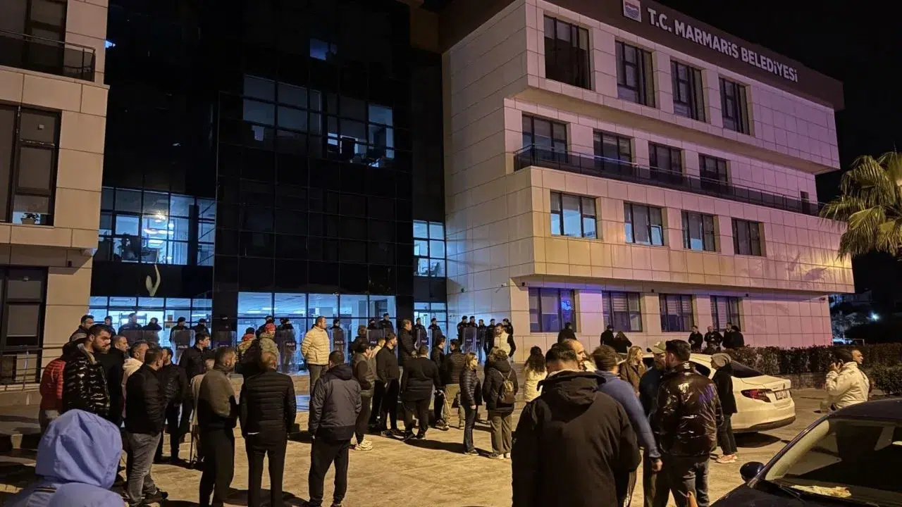 Marmaris'te belediyelere rüşvet soruşturması : 3 şüpheliye gözaltı şoku