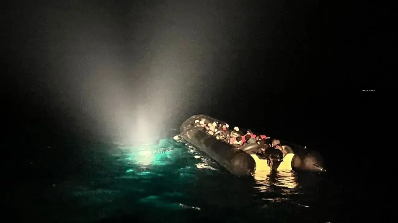 Aydın Didim'de göçmen kaçakçılığı operasyonu : 5'i çocuk 29 göçmen yakalandı